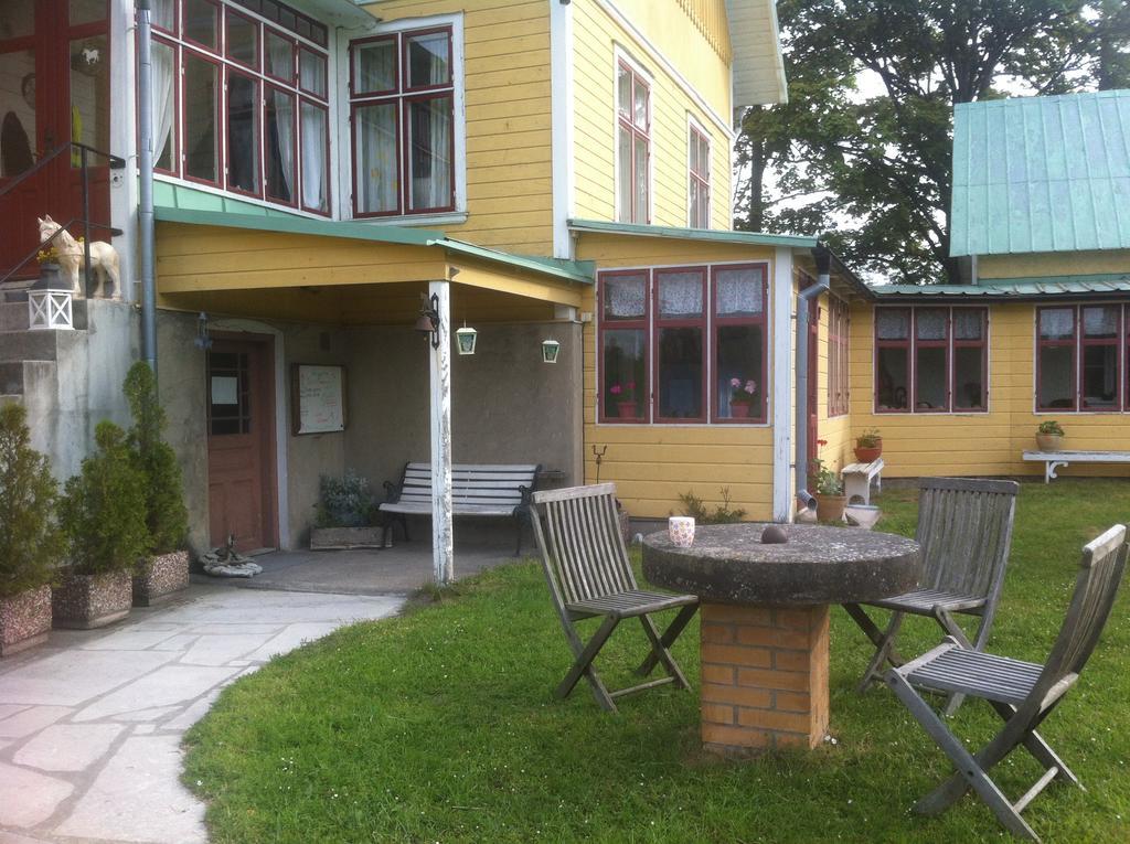 Änggårde B&B Huse Exteriör bild