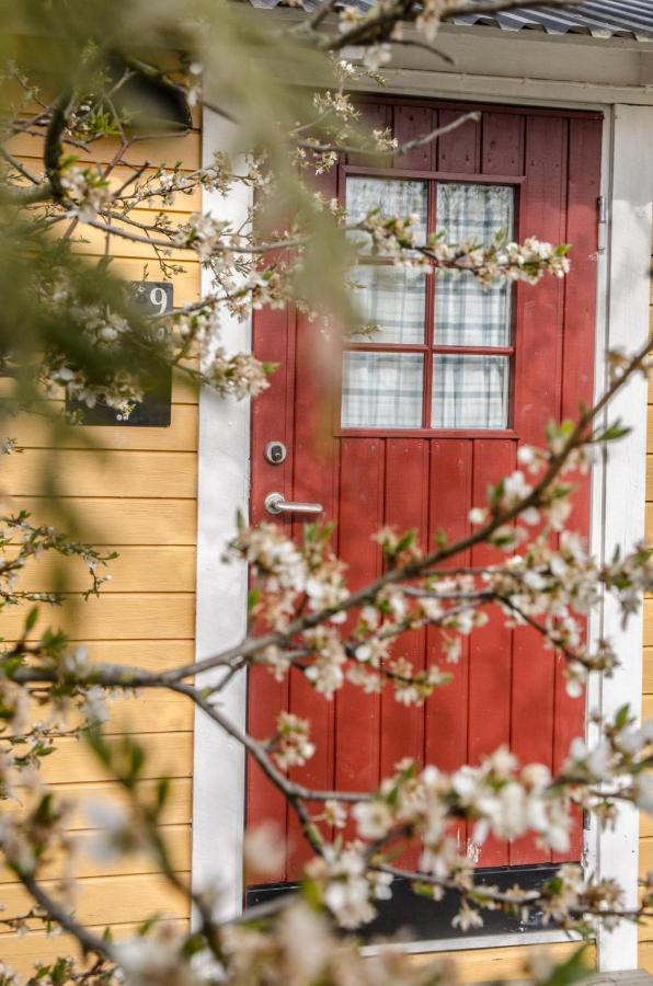 Änggårde B&B Huse Exteriör bild