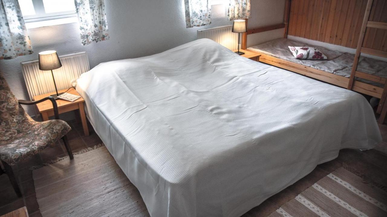 Änggårde B&B Huse Exteriör bild